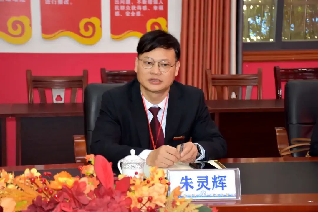 校际交流研教学 携手共进谱新篇——教育交流帮扶指导活动 - 深圳实验学校