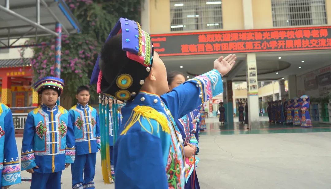 校际交流研教学 携手共进谱新篇——教育交流帮扶指导活动 - 深圳实验学校